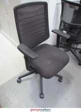 PR4198 - Black Mesh Office Chair