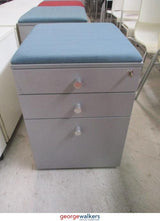 PR4662 - Silver Mobile Drawers