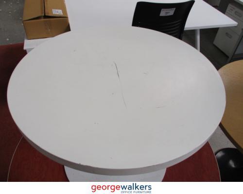 PR5400 - White  Coffee Table