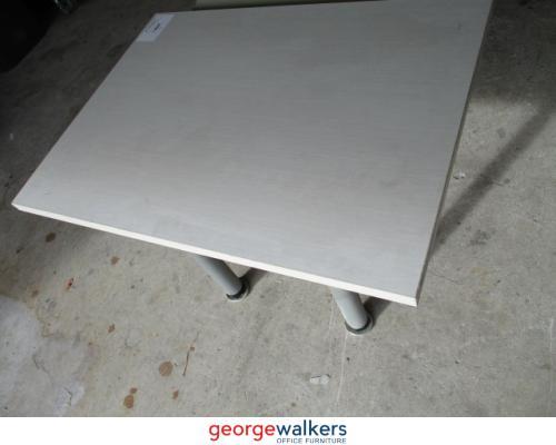 FE1903 - Silver Strata Straight Desk