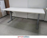 PR5431 - White Electric Desk