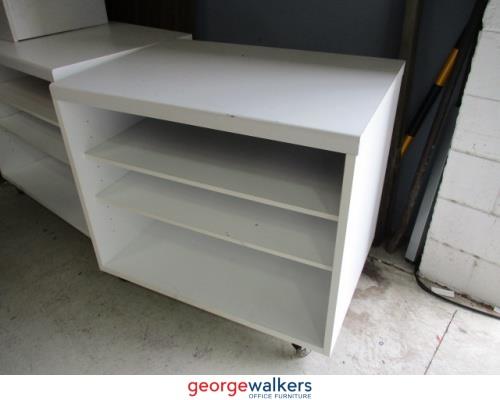 PR5563 - White  Mobile Shelf