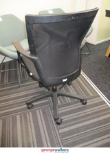 PR4950 - Black Boardroom Chair