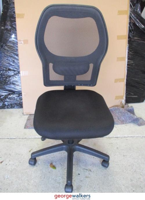 PR4453 - Black Office Chair