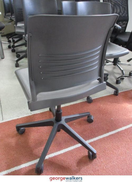 PR5217 - Grey Office Chair