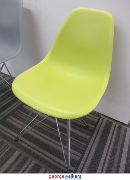 PR5675 - Genuine Green Herman Miller Eames Side Chair