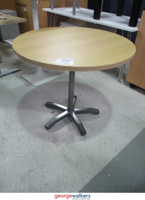 PR3902 - Maple Meeting Table