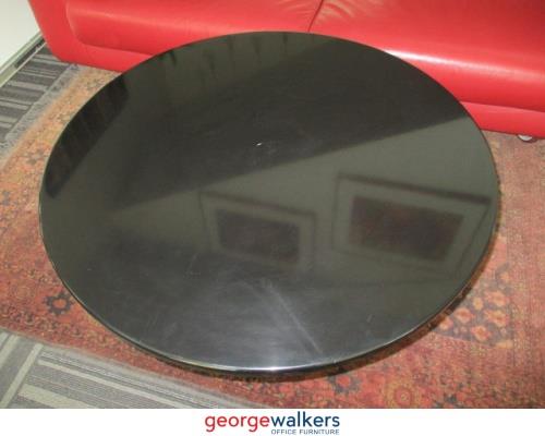 PR5698 - Black Gloss  Round Table