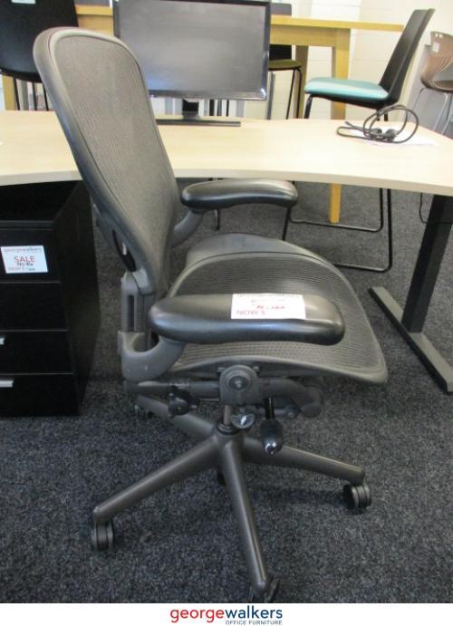 PR5382 - Grey Herman Miller Aeron Office Chair