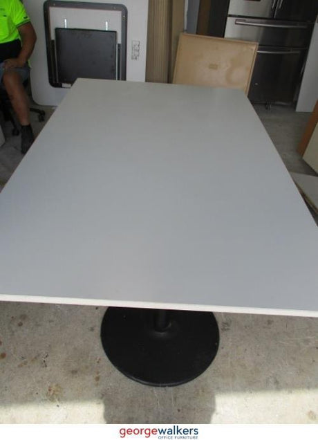 SM19 - White Meeting Table