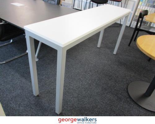 PR5497 - White  High Table