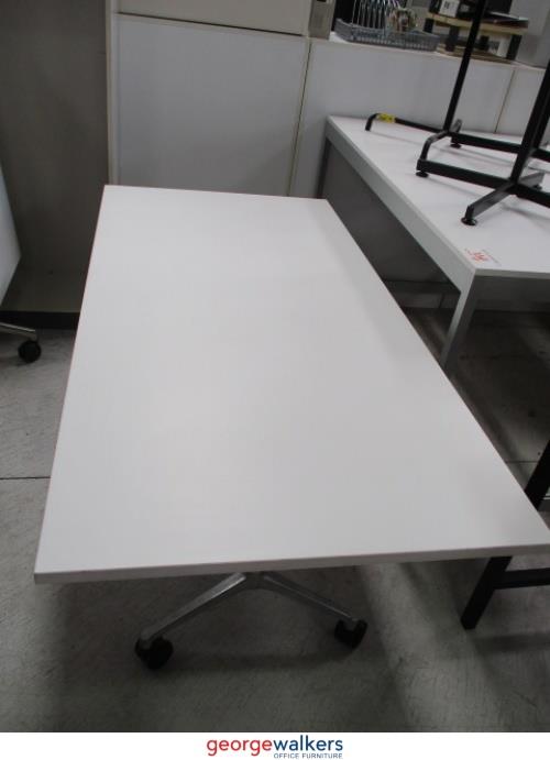 PR5647 - White  Meeting Table