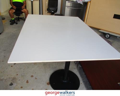 SM2 - White Boardroom Table