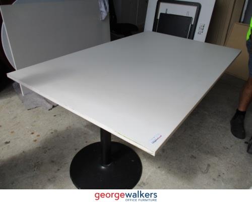 SM17 - White Meeting Table