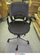 AB002 - Black Mesh Office Chair