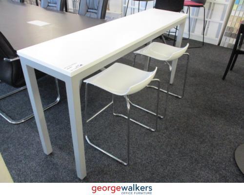 PR5497 - White  High Table