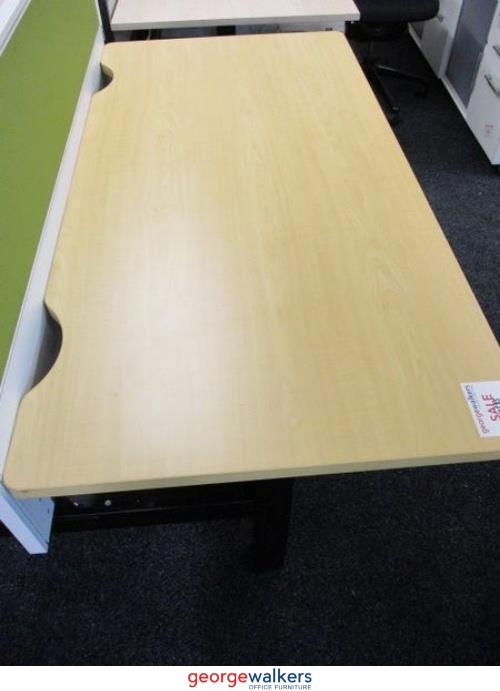PR3535 - Maple Straight Desk