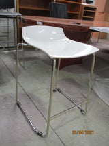 FE1812 - White Bar Stool