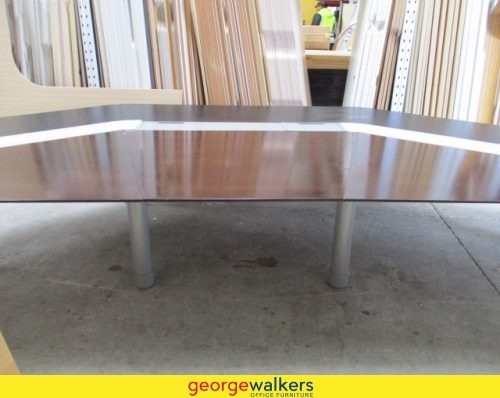 CBR4427 - Custom Made Boardroom Table