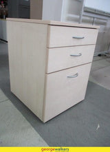 PR4836 - Maple Mobile Drawers