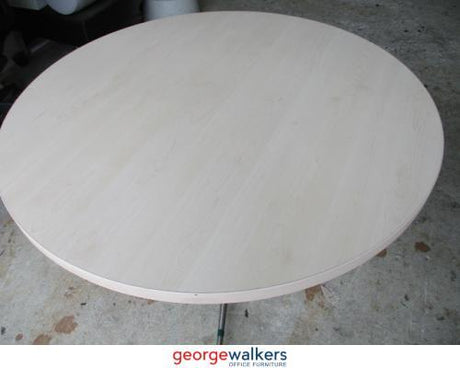 PR5064 - Maple Meeting Table