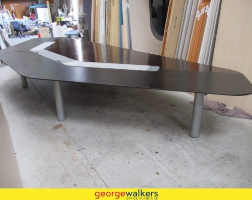 CBR4427 - Custom Made Boardroom Table